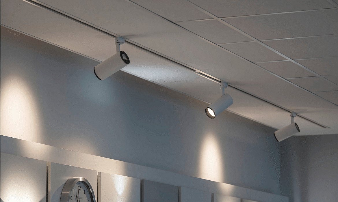 Eutrac EUTRAC 3-Phase Recessed track 2m, white Eutrac EUTRAC 3-Phase Recessed track 2m, white