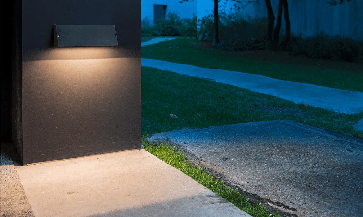 SLV LED Wall luminaire PEMA® Outdoor,16W, 1260/1400lm, CCT switch 3000/4000K, black SLV LED Wall luminaire PEMA® Outdoor,16W, 1260/1400lm, CCT switch 3000/4000K, black