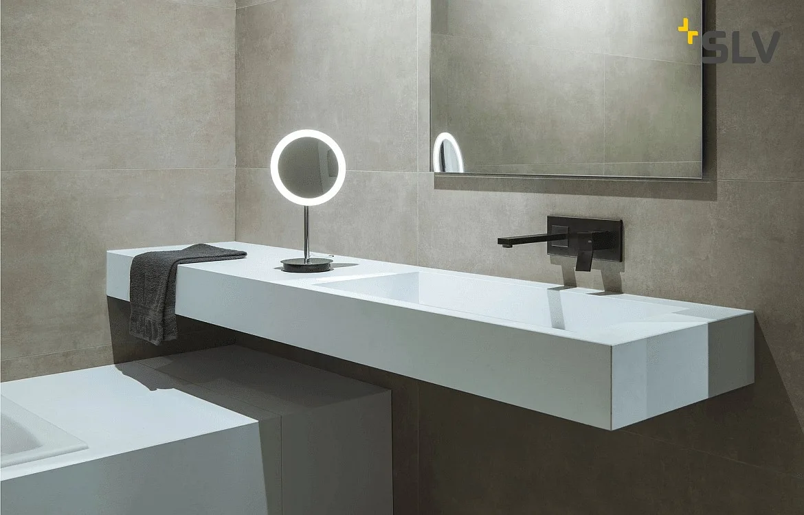 SLV Miroir avec éclairage MAGANDA TL CCT Switch IP44, chrome, transparent SLV Miroir avec éclairage MAGANDA TL CCT Switch IP44, chrome, transparent