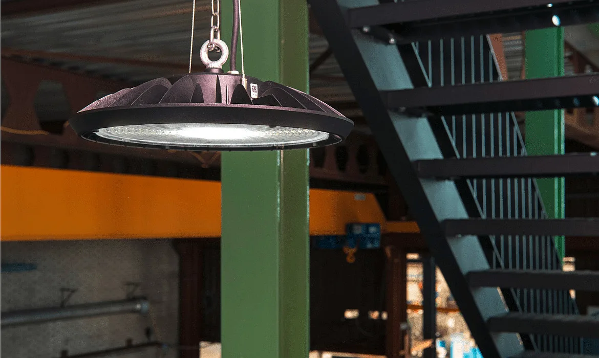 SLV Projecteurs de hall HIGHBAY C 400 ON-OFF commutable, multipower IP65, noir mat SLV Projecteurs de hall HIGHBAY C 400 ON-OFF commutable, multipower IP65, noir mat