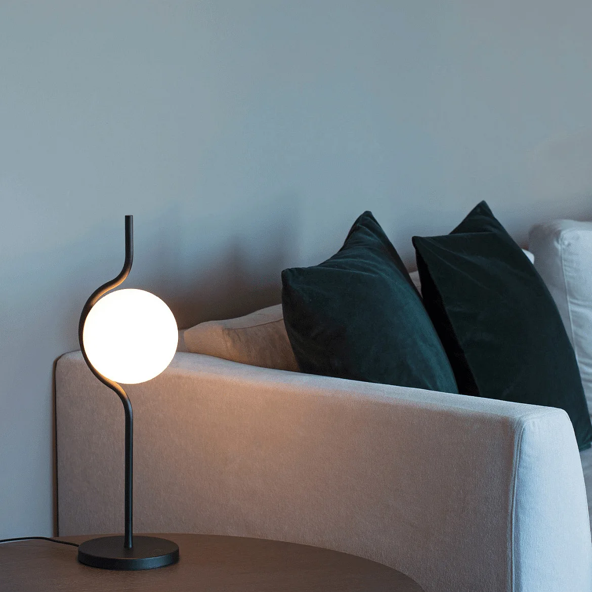 Faro table lamp LE VITA IP20, black matt dimmable Faro table lamp LE VITA IP20, black matt dimmable
