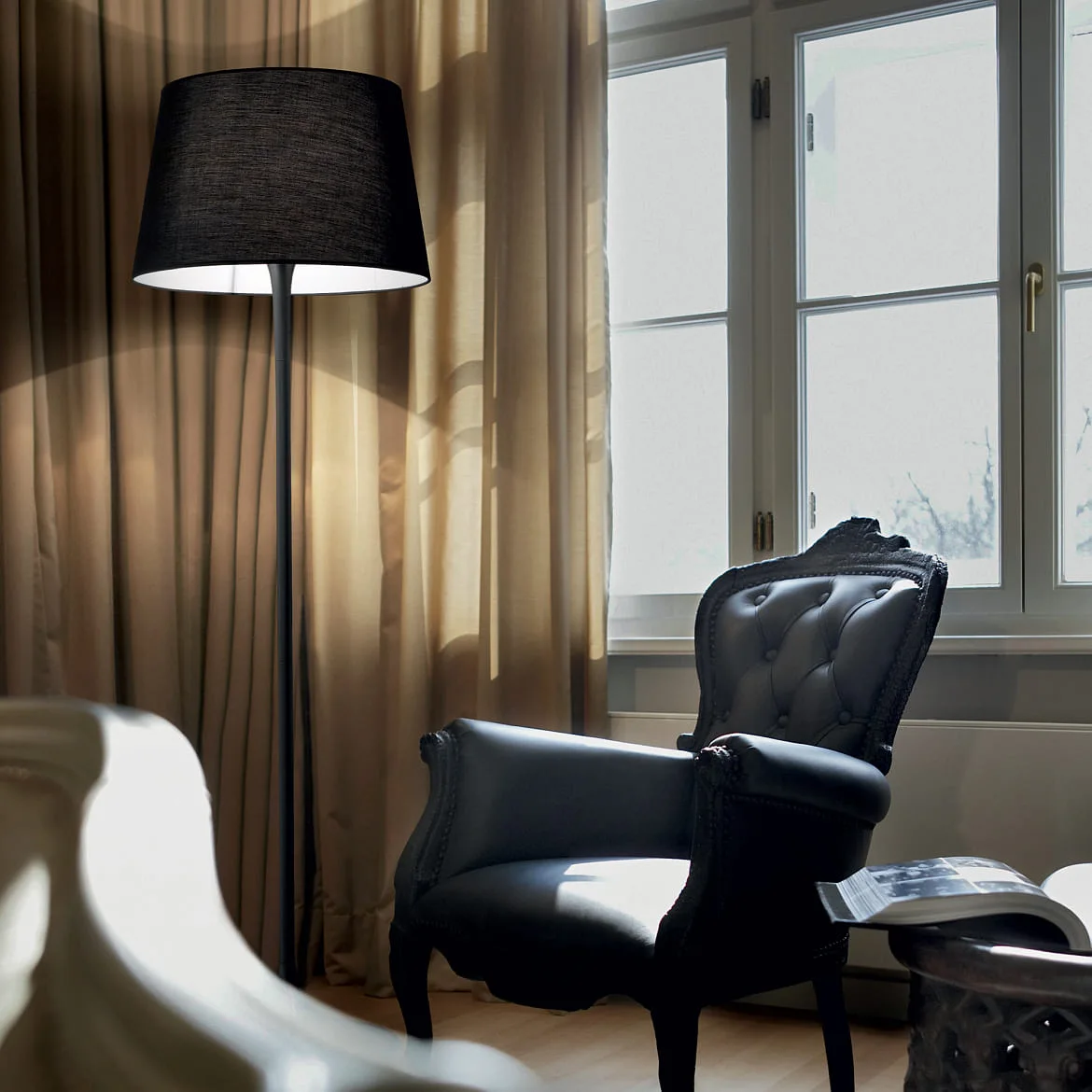 Ideal Lux Lampadaire LONDON PT1 E27 IP20, noir Ideal Lux Lampadaire LONDON PT1 E27 IP20, noir