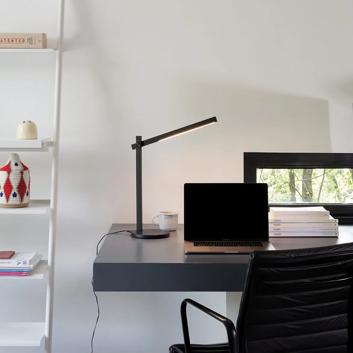 Ideal Lux Lampe de table PIVOT TL LED LED IP20, noir gradable Ideal Lux Lampe de table PIVOT TL LED LED IP20, noir gradable