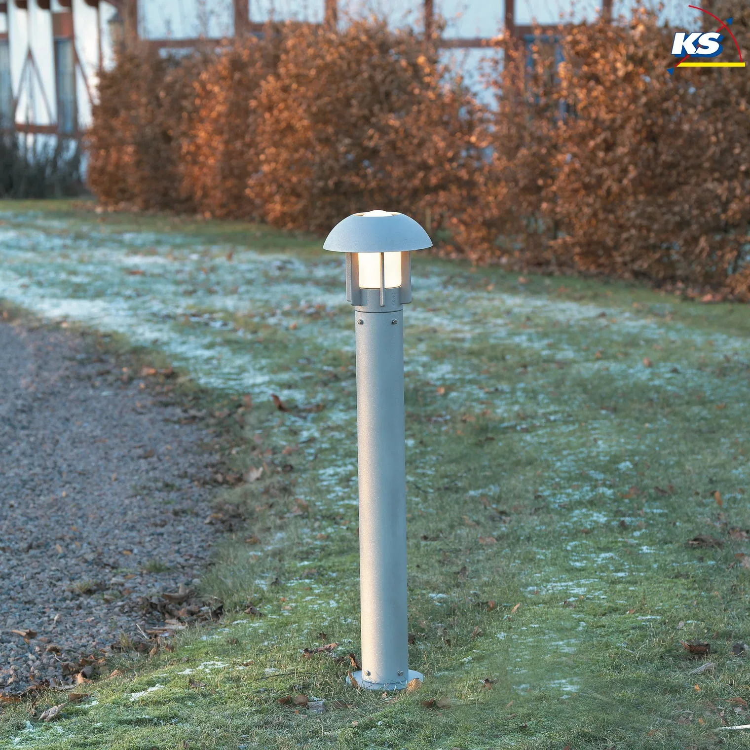 Konstsmide Path luminaire HEIMDAL, E27 max. 60W, silver, aluminium / opal glass Konstsmide Path luminaire HEIMDAL, E27 max. 60W, silver, aluminium / opal glass