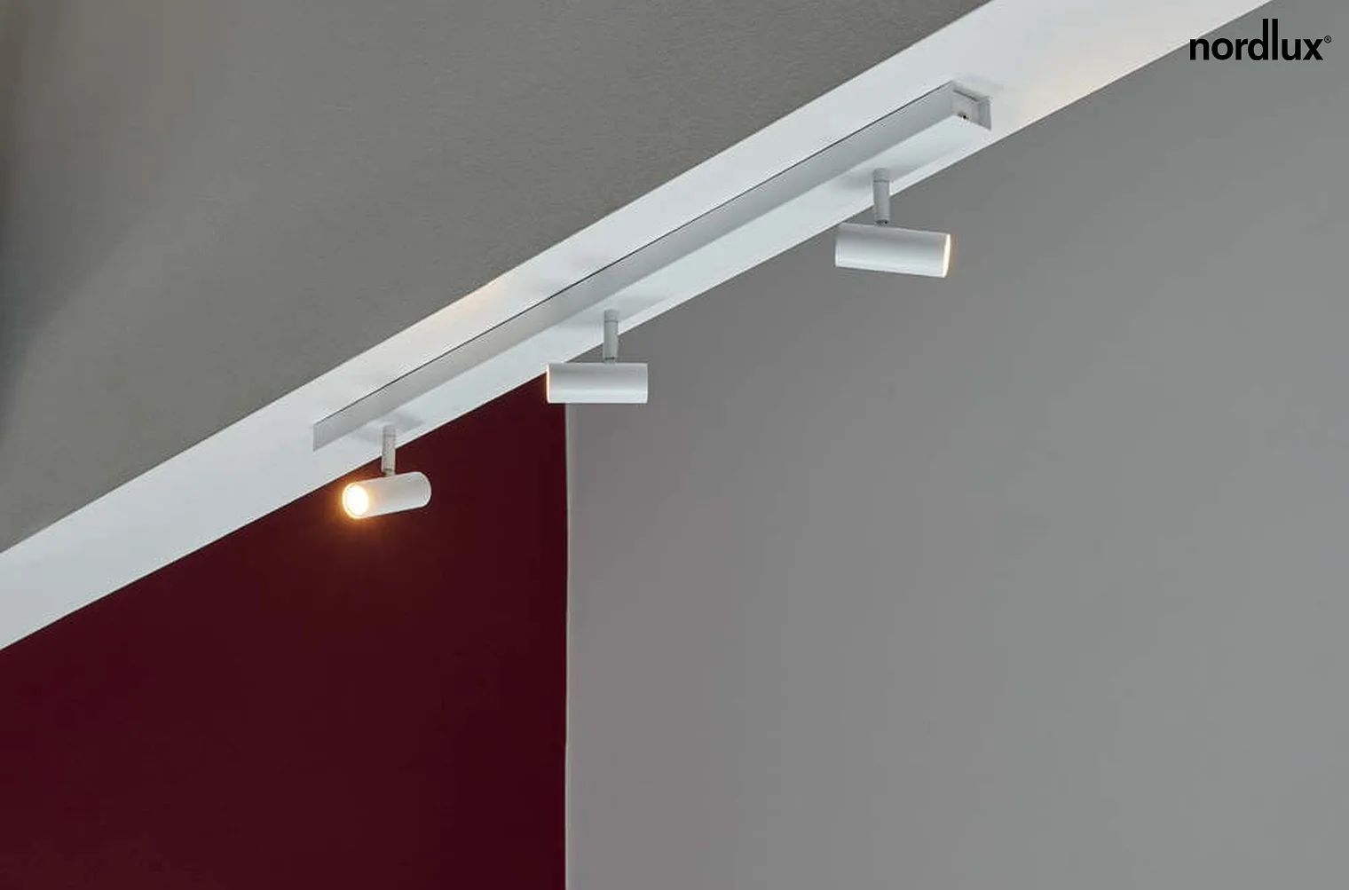Nordlux Luminaire de plafond OMARI 3 flammes IP20, mat, blanche gradable Nordlux Luminaire de plafond OMARI 3 flammes IP20, mat, blanche gradable