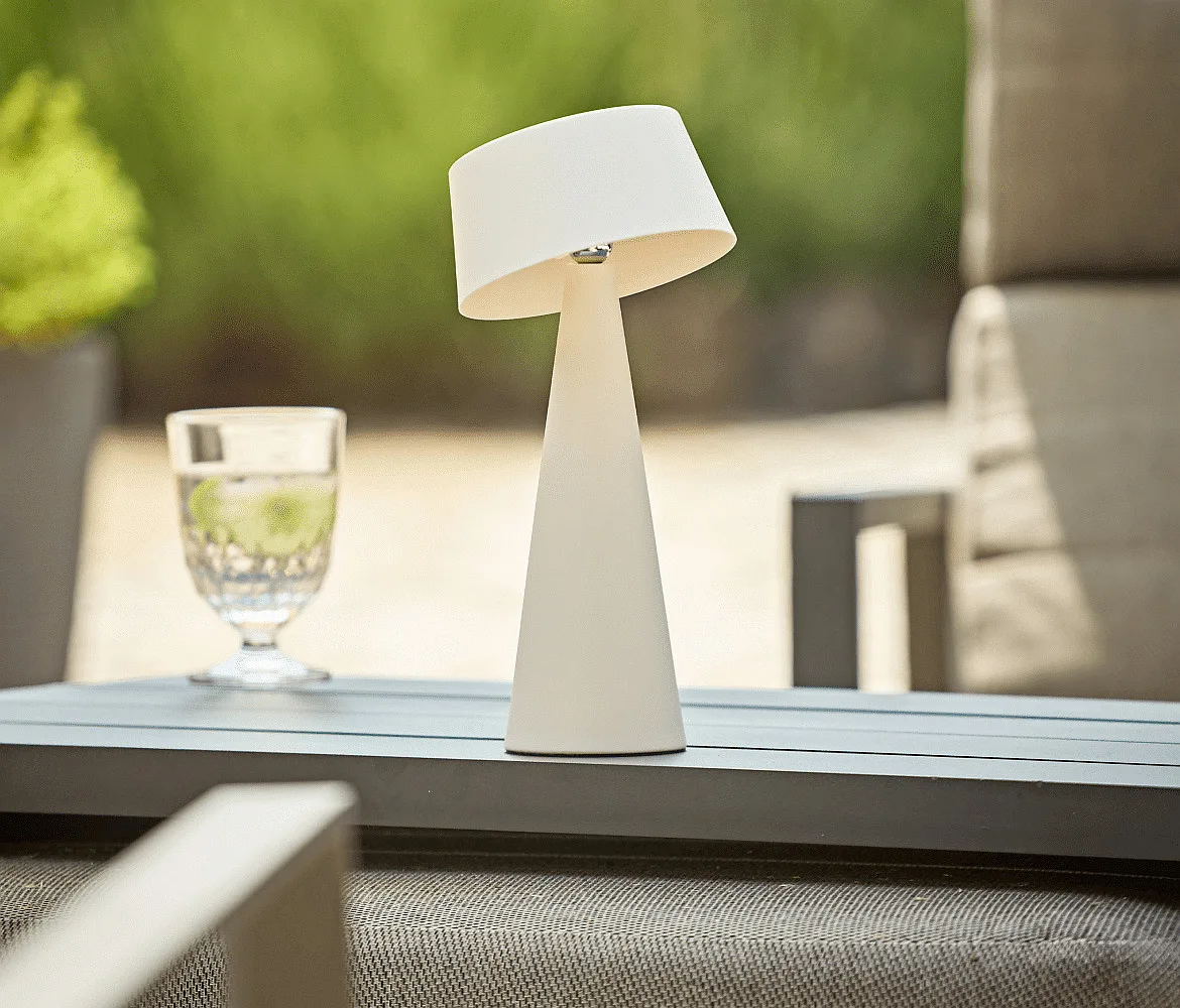 SIGOR battery table lamp SOLINO IP44, snow white dimmable SIGOR battery table lamp SOLINO IP44, snow white dimmable