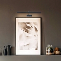 Steinhauer Luminaire mural LITHO 60 langue, CCT Switch, avec prise de courant, inclinable, avec variateur tactile IP20, noir mat gradable