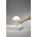 Fabas Luce Lampe de table BLIP CCT Switch, avec prise de courant IP20, laiton satiné gradable