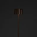 Konstsmide Lampadaire à accu NICE angulaire, avec connexion USB, CCT Switch, avec variateur tactile IP54, rouille gradable