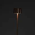 Konstsmide Lampadaire à accu NICE angulaire, avec connexion USB, CCT Switch, avec variateur tactile IP54, rouille gradable