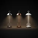 SIGOR Lampe de table à accu NUDIDEROT avec crochet, CCT Switch, avec variateur tactile IP54, cuivre gradable
